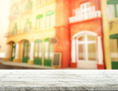 Top masa ve bina, arka plan bulanıklık