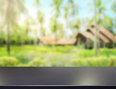 Top masa ve bina, arka plan bulanıklık