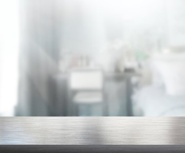 Masa üstü ve bulanıklık arka planda yatak odası