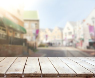 Top masa ve bina, arka plan bulanıklık