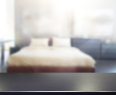 Masa üstü ve bulanıklık arka planda yatak odası