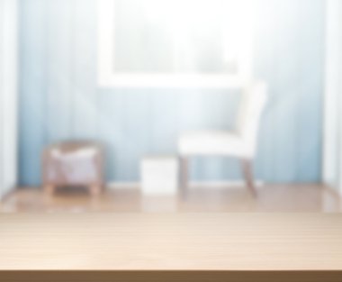 Masa üstü ve arka planın bulanık oturma odası