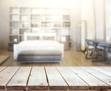 Masa üstü ve bulanıklık arka planda yatak odası