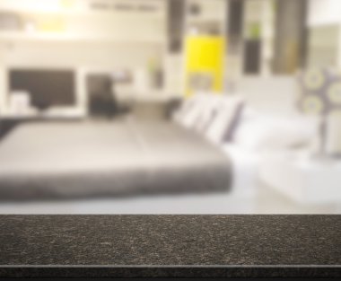 Masa üstü ve bulanıklık arka planda yatak odası