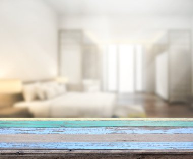 Masa üstü ve bulanıklık arka planda yatak odası