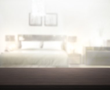 Masa üstü ve bulanıklık arka planda yatak odası