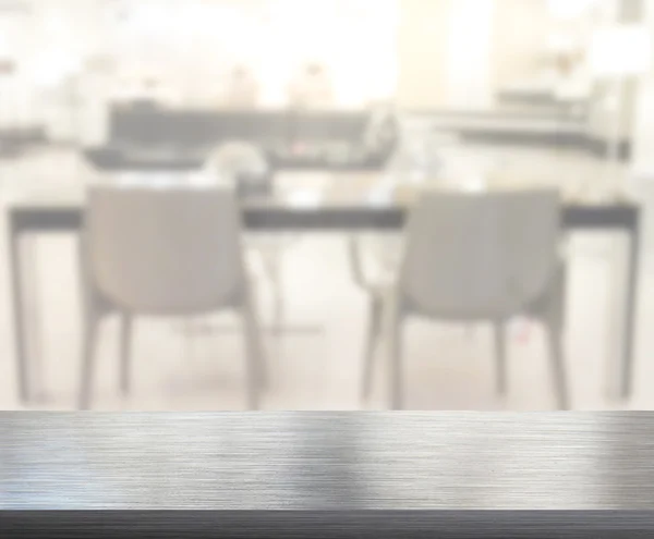 Plateau de table et salle à manger flou de fond — Photo