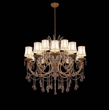 Siyah arkaplanda izole edilmiş Retro avize