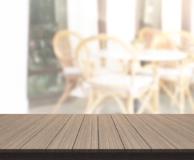 Arka plandaki Masa Üstü ve Bulanık Yemek Odası