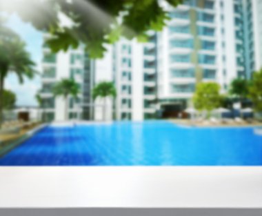 Masa üstü ve Blur Binası arka plan