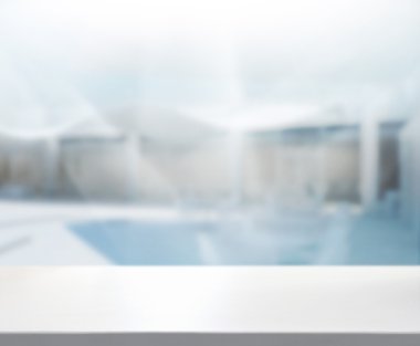 Bulanıklık arka planda Office ahşap masa