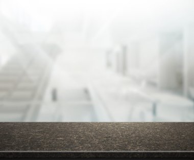 Bulanıklık arka planda Office ahşap masa