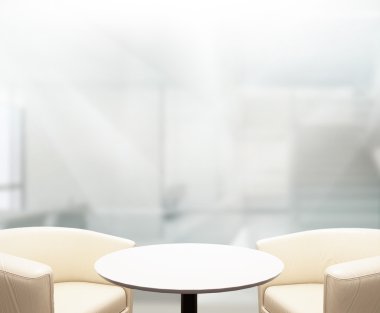 Bulanıklık arka planda Office ahşap masa
