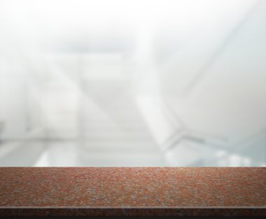 Bulanıklık arka planda Office ahşap masa