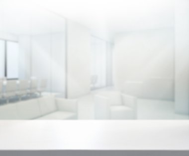 Bulanıklık arka planda Office ahşap masa