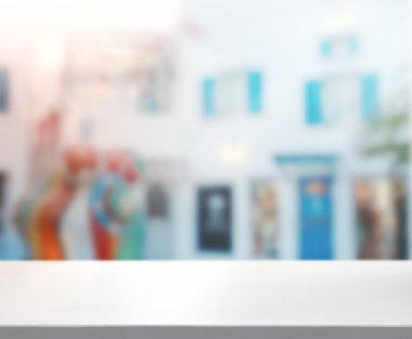 Masa üstü ve Blur Binası arka plan