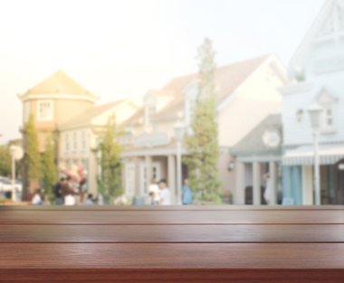 Masa üstü ve Blur Binası arka plan