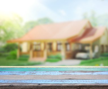 Masa üstü ve Blur Binası arka plan