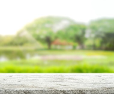 Top masa ve doğa arka plan bulanıklık