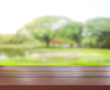 Top masa ve doğa arka plan bulanıklık