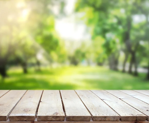 Tampo da mesa e Blur natureza o fundo — Fotografia de Stock