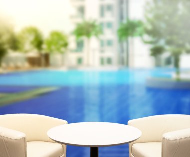 ahşap masa üst arka plan ve Havuzu