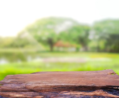 Top masa ve doğa arka plan bulanıklık