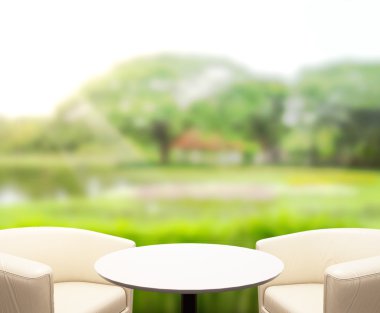 Top masa ve doğa arka plan bulanıklık
