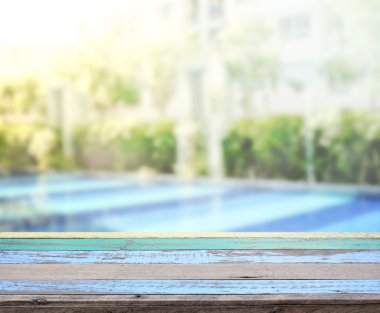 ahşap masa üst arka plan ve Havuzu