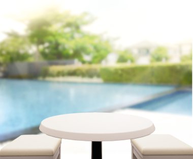 ahşap masa üst arka plan ve Havuzu