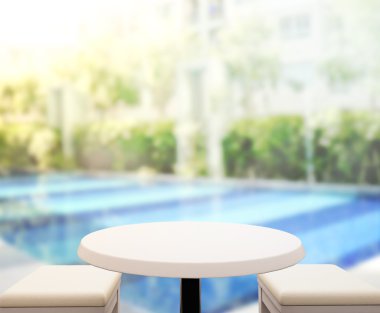 ahşap masa üst arka plan ve Havuzu