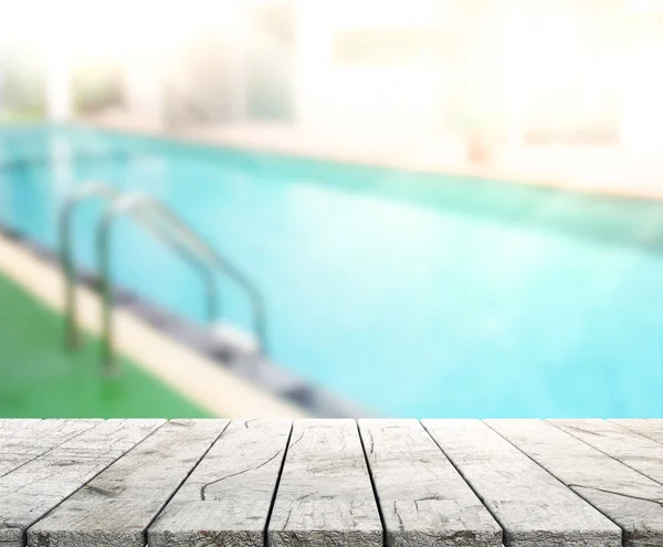 Wood Table Top Background And Pool — Stock Photo, Image