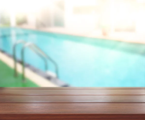 Wood Table Top Background And Pool — Stock Photo, Image