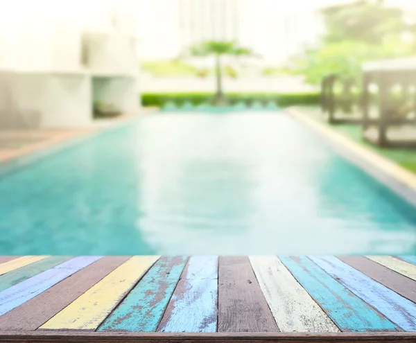 Wood Table Top Background And Pool — Stock Photo, Image