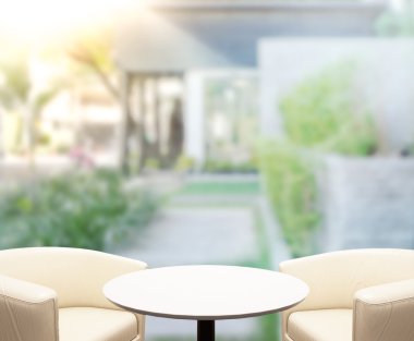 Top masa ve bina, arka plan bulanıklık