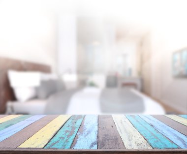 Masa üstü ve bulanıklık arka planda yatak odası
