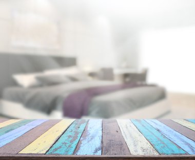 Masa üstü ve bulanıklık arka planda yatak odası