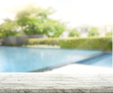 ahşap masa üst arka plan ve Havuzu