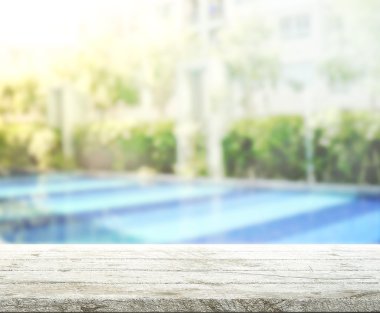 ahşap masa üst arka plan ve Havuzu