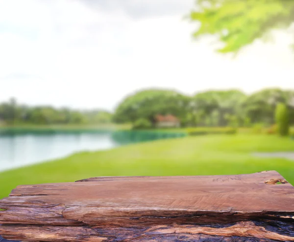 Tampo da mesa e desfoque natureza do fundo — Fotografia de Stock