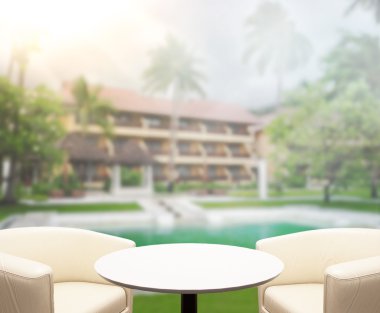 Top masa ve bina, arka plan bulanıklık