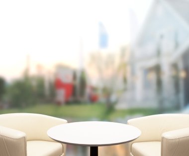 Top masa ve bina, arka plan bulanıklık