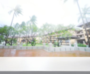 Top masa ve bina, arka plan bulanıklık