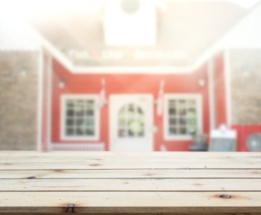 Top masa ve bina, arka plan bulanıklık