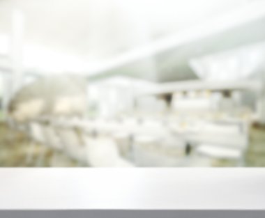 Top masa ve bina, arka plan bulanıklık