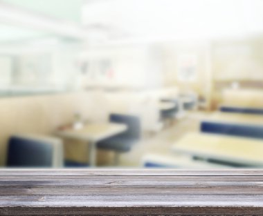 Top masa ve bina, arka plan bulanıklık