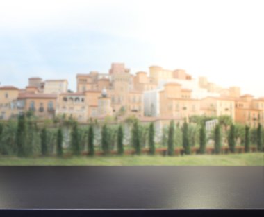 Top masa ve bina, arka plan bulanıklık