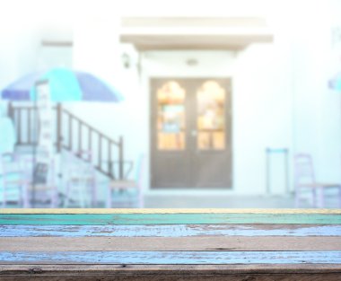 Top masa ve bina, arka plan bulanıklık