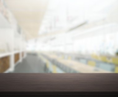 Top masa ve bina, arka plan bulanıklık