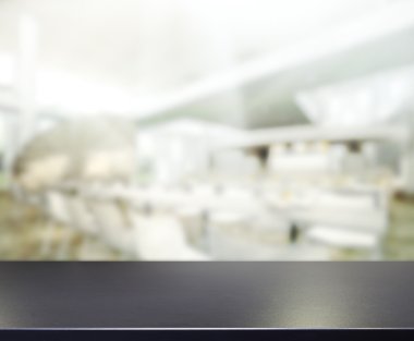 Top masa ve bina, arka plan bulanıklık